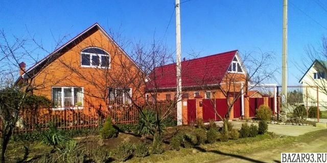 Продам дом 1-этажный дом 124 м² ( кирпич )  на участке 8 сот.  ,  в черте города