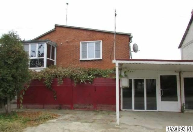 Продам дом 2-этажный дом 160 м² ( кирпич )  на участке 6 сот.  ,  7 км до города
