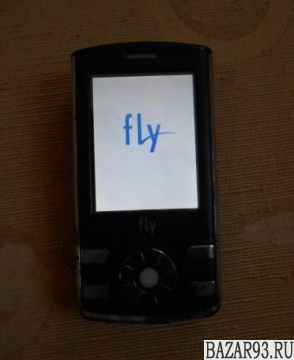 Продам телефон Fly E300