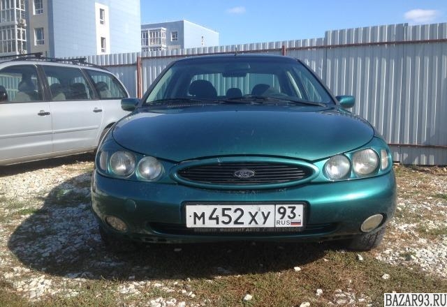 Ford Mondeo,  2000