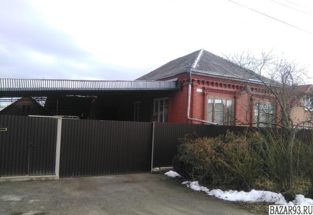 Продам дом 1-этажный дом 100 м² ( кирпич )  на участке 8 сот.  ,  в черте города