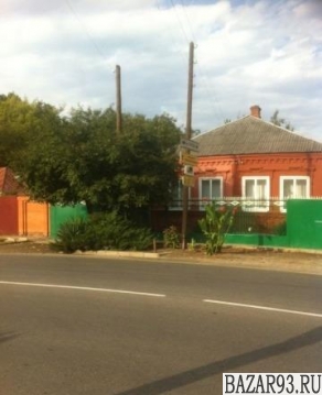 Продам дом 1-этажный дом 50 м² ( кирпич )  на участке 2 сот.  ,  6 км до города