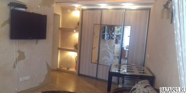 Сдам квартиру посуточно 1-к квартира 38 м² на 2 этаже 5-этажного кирпичного дома