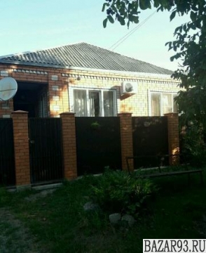 Продам дом 1-этажный дом 160 м² ( кирпич )  на участке 11 сот.  ,  в черте город