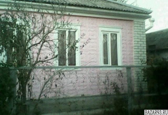 Продам дом 1-этажный дом 70 м² ( бревно )  на участке 4 сот.  ,  в черте города