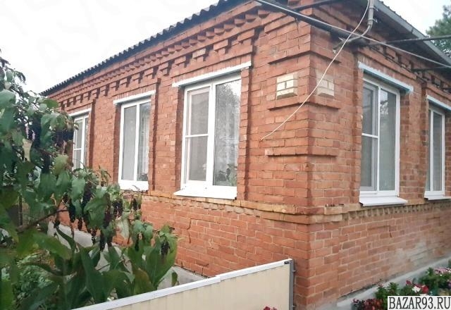 Продам дом 1-этажный дом 90 м² ( кирпич )  на участке 7 сот.  ,  в черте города