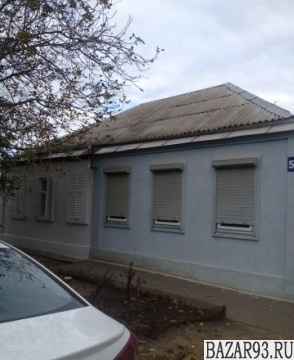 Продам дом 1-этажный дом 105 м² ( кирпич )  на участке 6 сот.  ,  в черте города