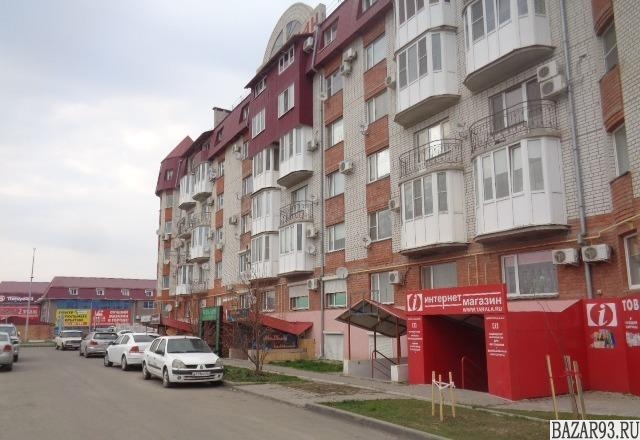 Продам квартиру 3-к квартира 90. 3 м² на 6 этаже 6-этажного кирпичного дома