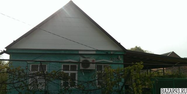 Продам дом 1-этажный дом 70 м² ( кирпич )  на участке 6 сот.  ,  в черте города
