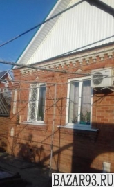 Продам дом 1-этажный дом 90 м² ( кирпич )  на участке 9 сот.  ,  в черте города