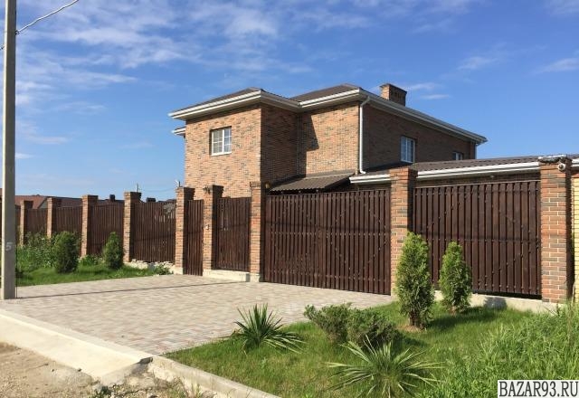 Продам дом 2-этажный дом 283 м² ( кирпич )  на участке 10 сот.  ,  в черте город