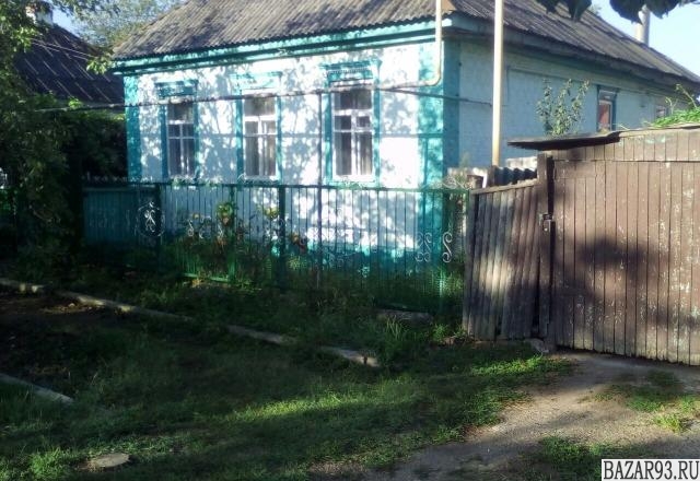 Продам дом 1-этажный дом 100 м² ( кирпич )  на участке 11 сот.  ,  в черте город