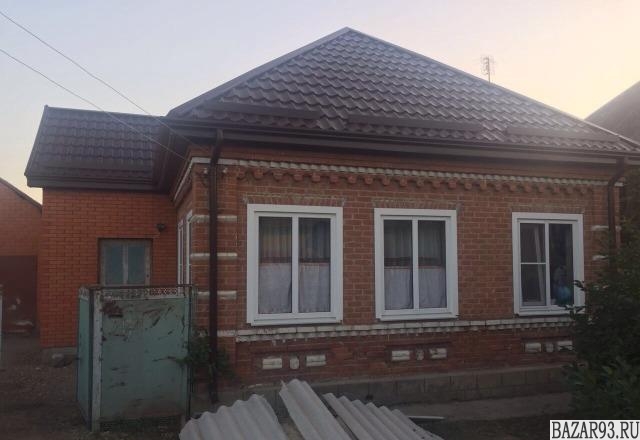 Продам дом 1-этажный дом 65 м² ( кирпич )  на участке 8 сот.  ,  в черте города