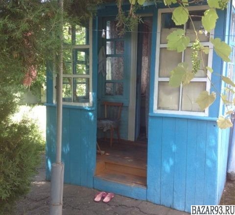 Продам дом 1-этажный дом 66 м² ( кирпич )  на участке 9. 8 сот.  ,  30 км до гор