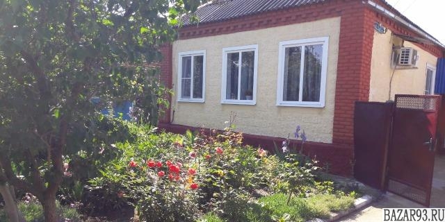 Продам дом 1-этажный дом 70. 5 м² ( кирпич )  на участке 6 сот.  ,  в черте горо