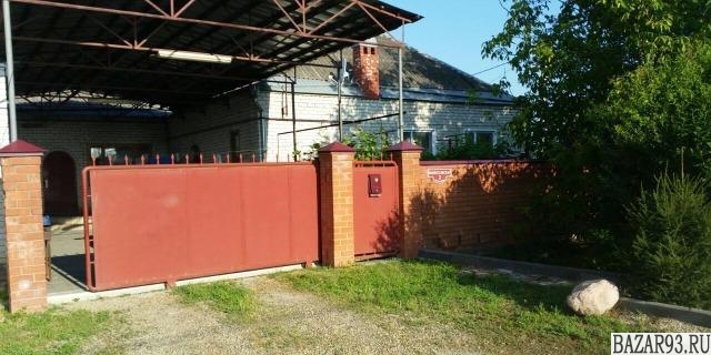 Продам дом 1-этажный дом 165 м² ( кирпич )  на участке 10 сот.  ,  в черте город