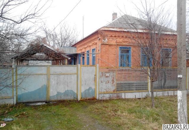 Продам дом 1-этажный дом 67. 3 м² ( кирпич )  на участке 7. 3 сот.  ,  в черте г