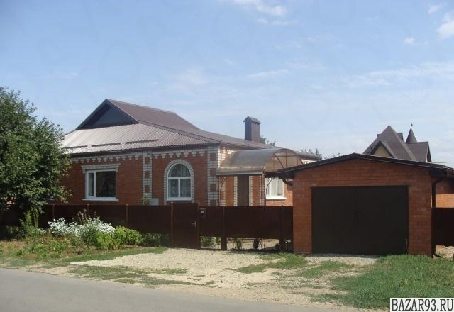Продам дом 1-этажный дом 126 м² ( кирпич )  на участке 9 сот.  ,  в черте города