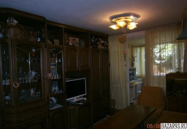 Сдам квартиру посуточно 1-к квартира 38 м² на 1 этаже 5-этажного панельного дома