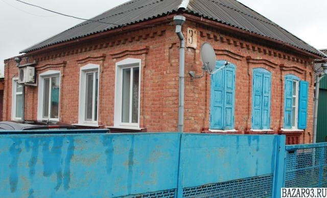 Продам дом 1-этажный дом 57. 2 м² ( кирпич )  на участке 4 сот.  ,  в черте горо